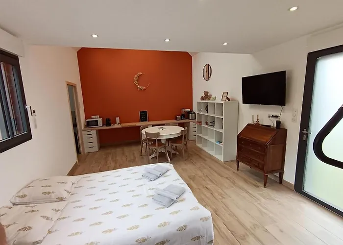 Holiday home Maisonnette Bois