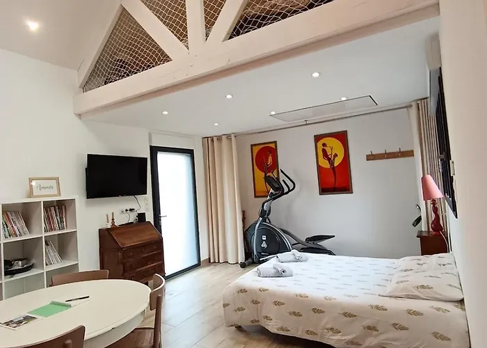 Holiday home Maisonnette Bois *